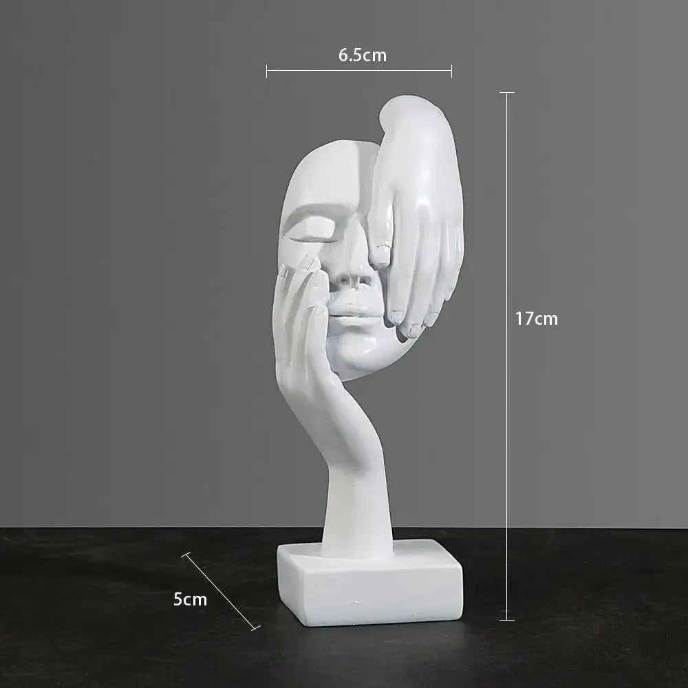 Figur als Gesicht in Weiß