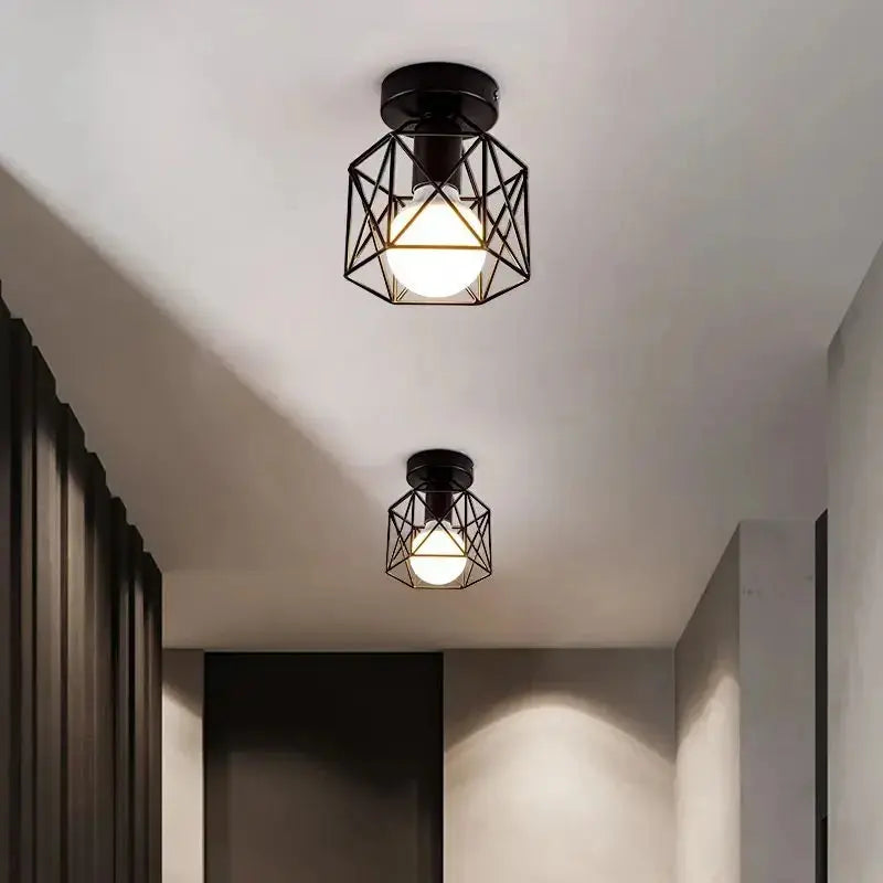 Deckenleuchte Schwarz im Wohnzimmer