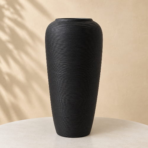 Keramikvase in Schwarz